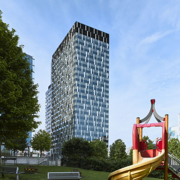 The One-Brussels YG_4310-003